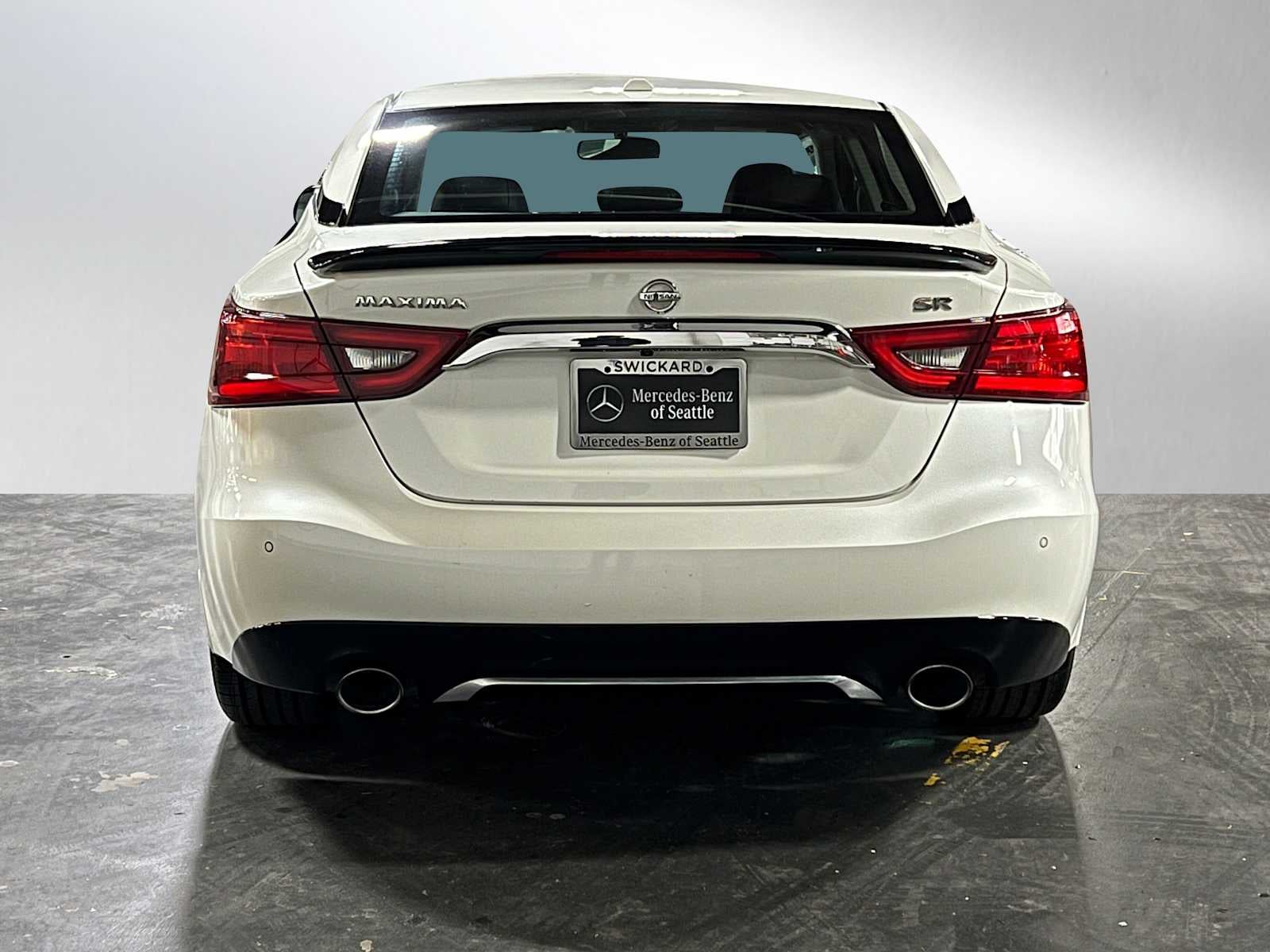 2017 Nissan Maxima SR