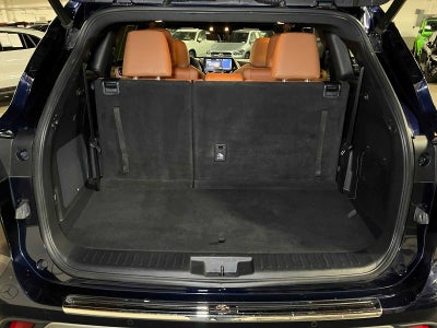 2020 Toyota Highlander Hybrid Platinum