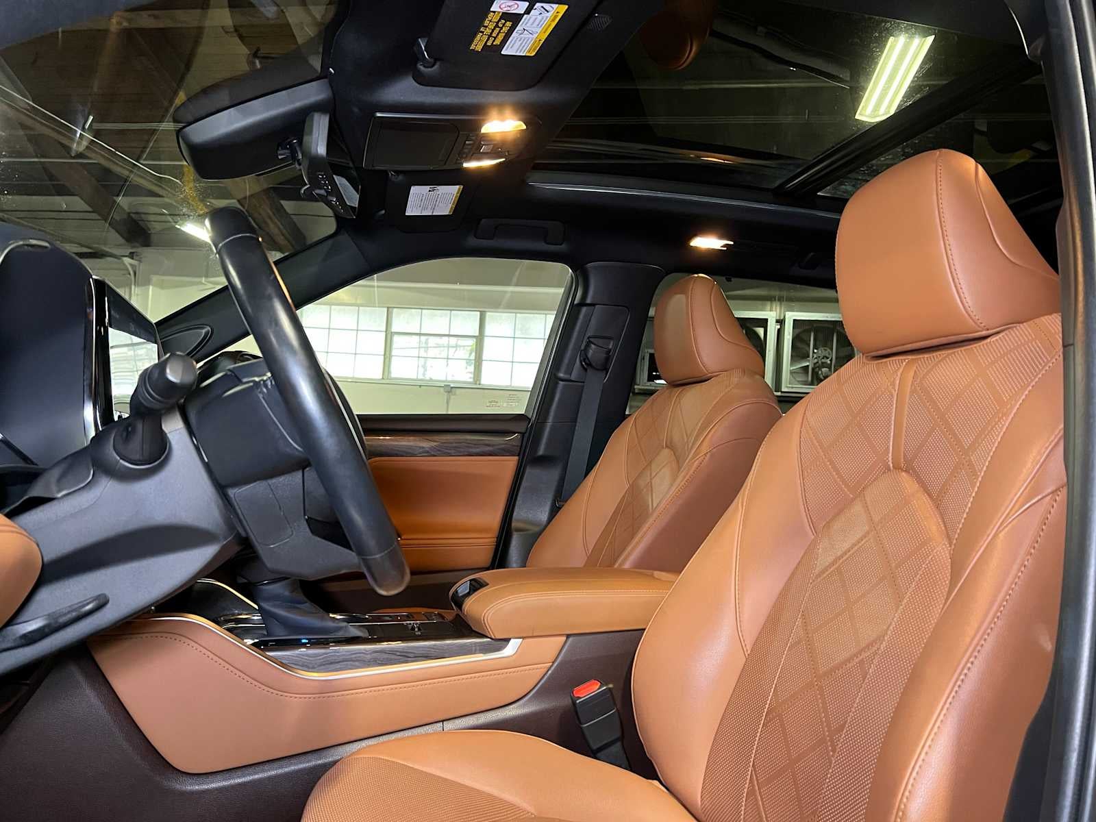 2020 Toyota Highlander Hybrid Platinum