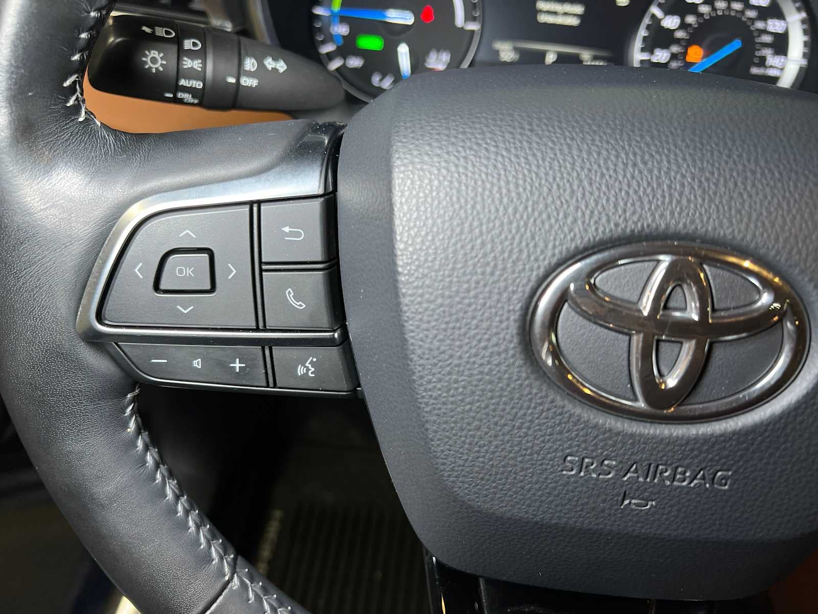 2020 Toyota Highlander Hybrid Platinum