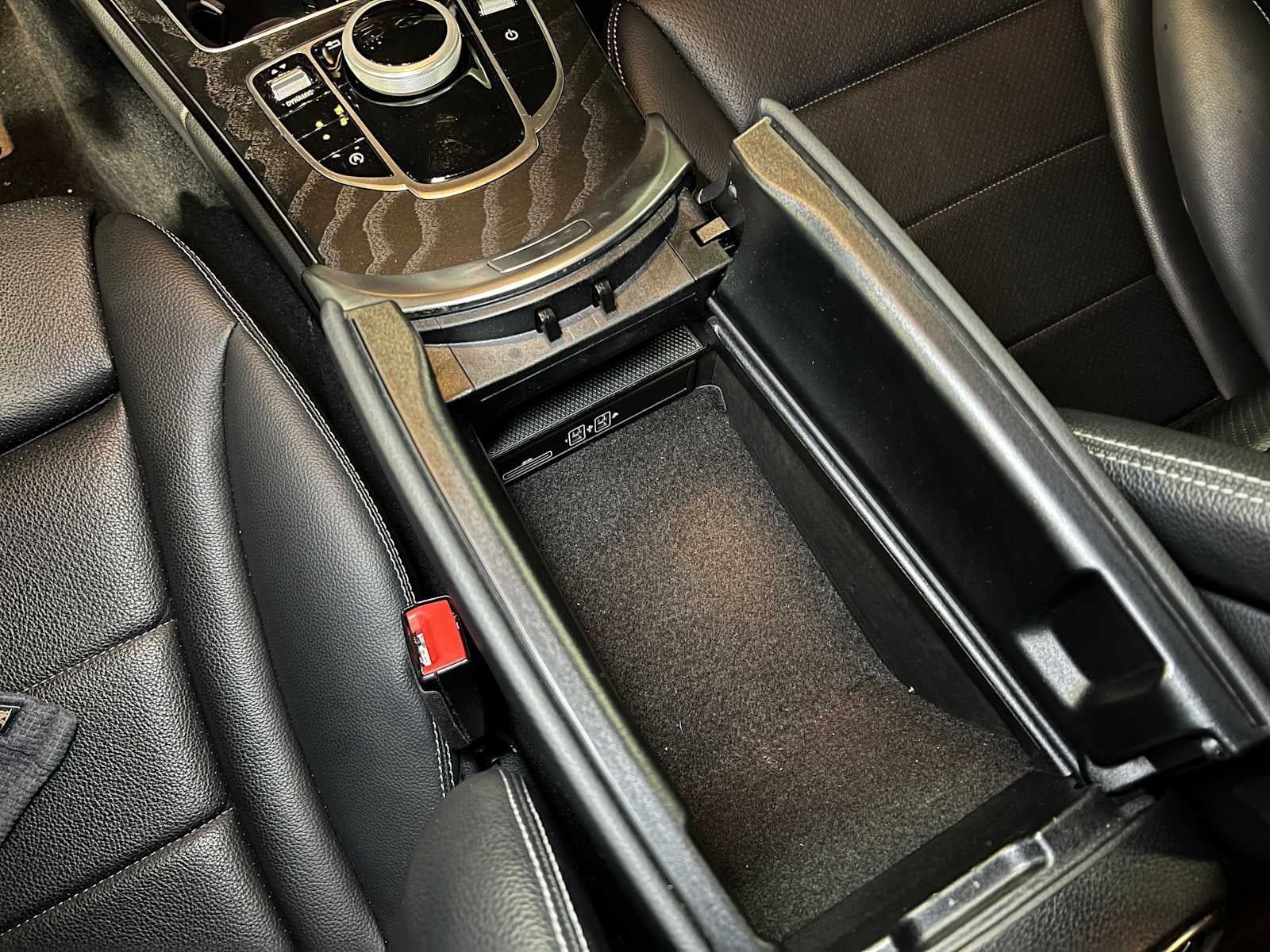 2021 Mercedes-Benz C-Class C 300