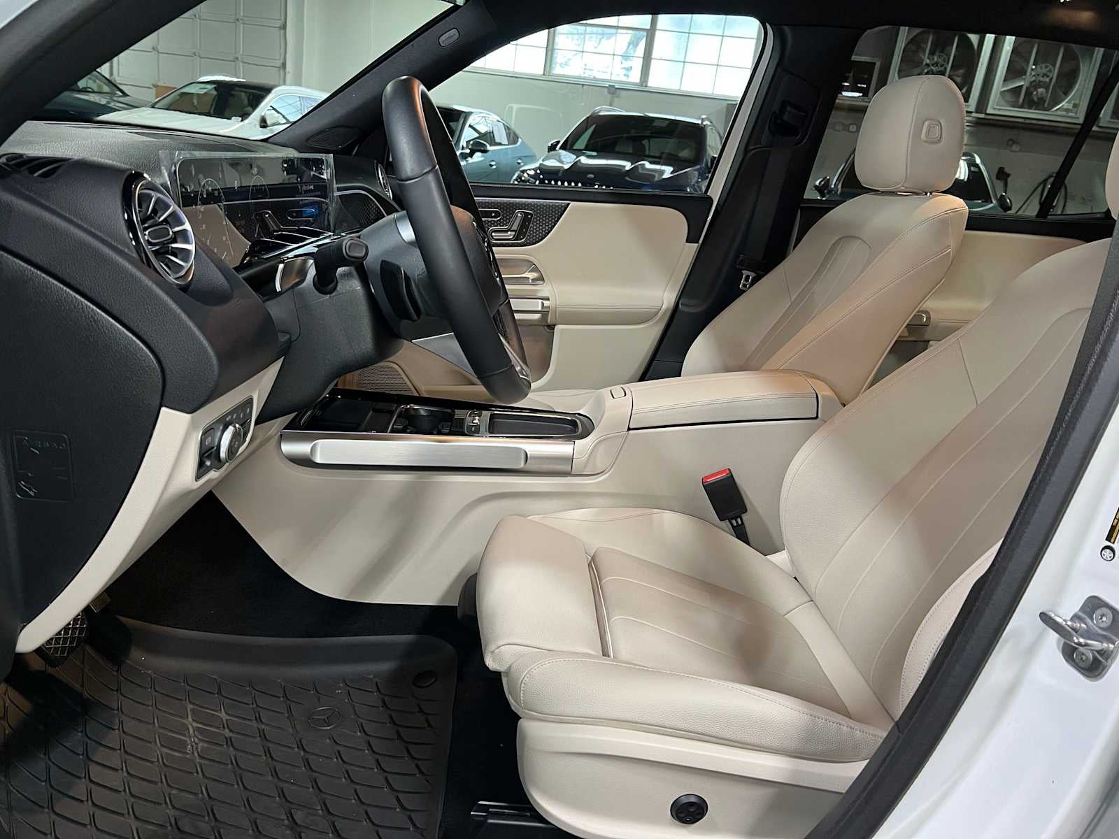 2025 Mercedes-Benz GLB GLB 250