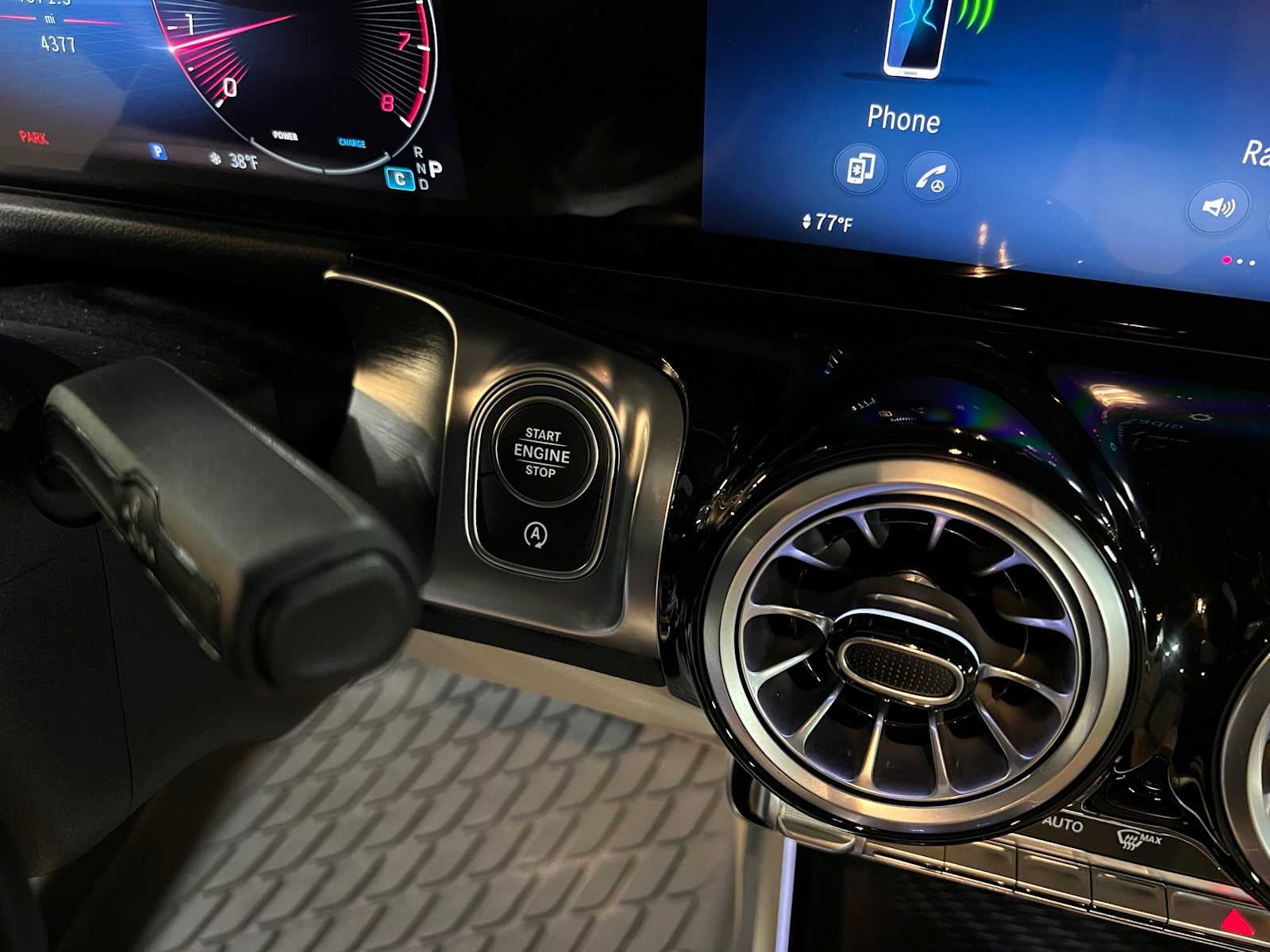 2025 Mercedes-Benz GLB GLB 250