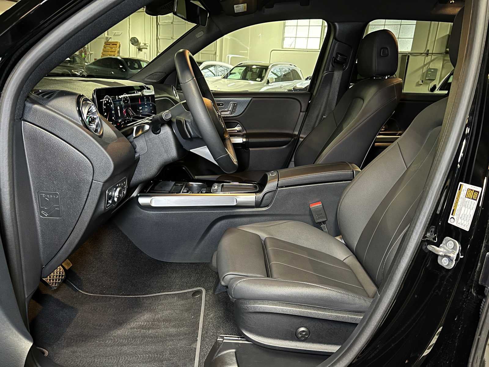 2025 Mercedes-Benz GLB GLB 250