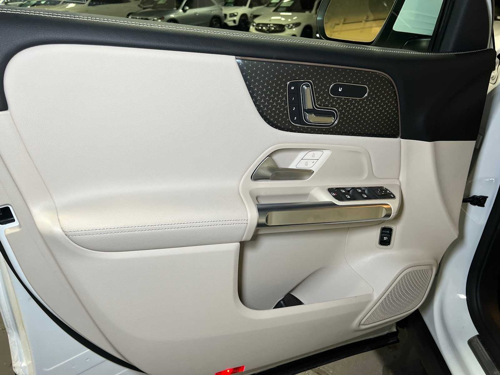 2025 Mercedes-Benz GLB GLB 250