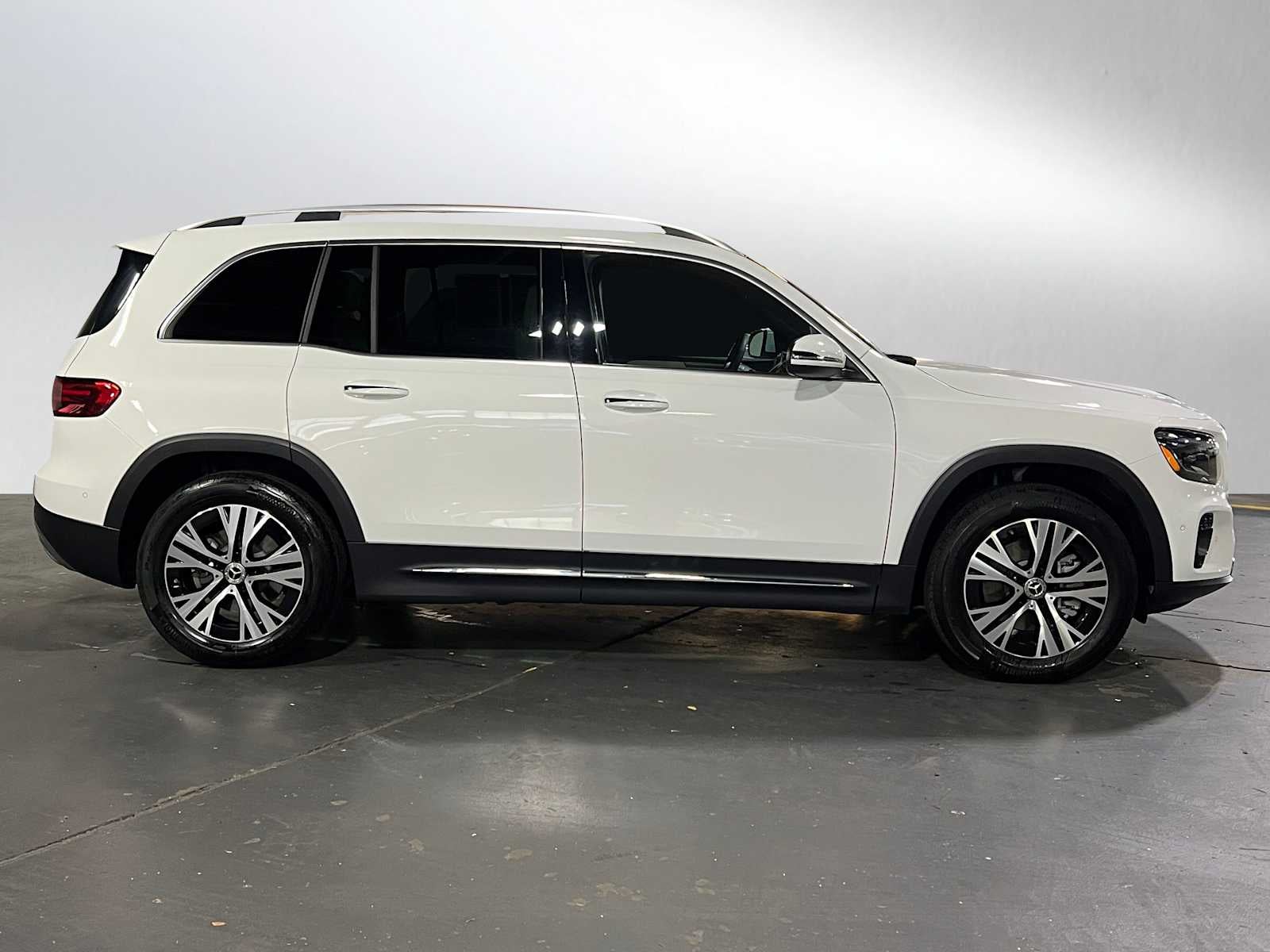 2025 Mercedes-Benz GLB GLB 250