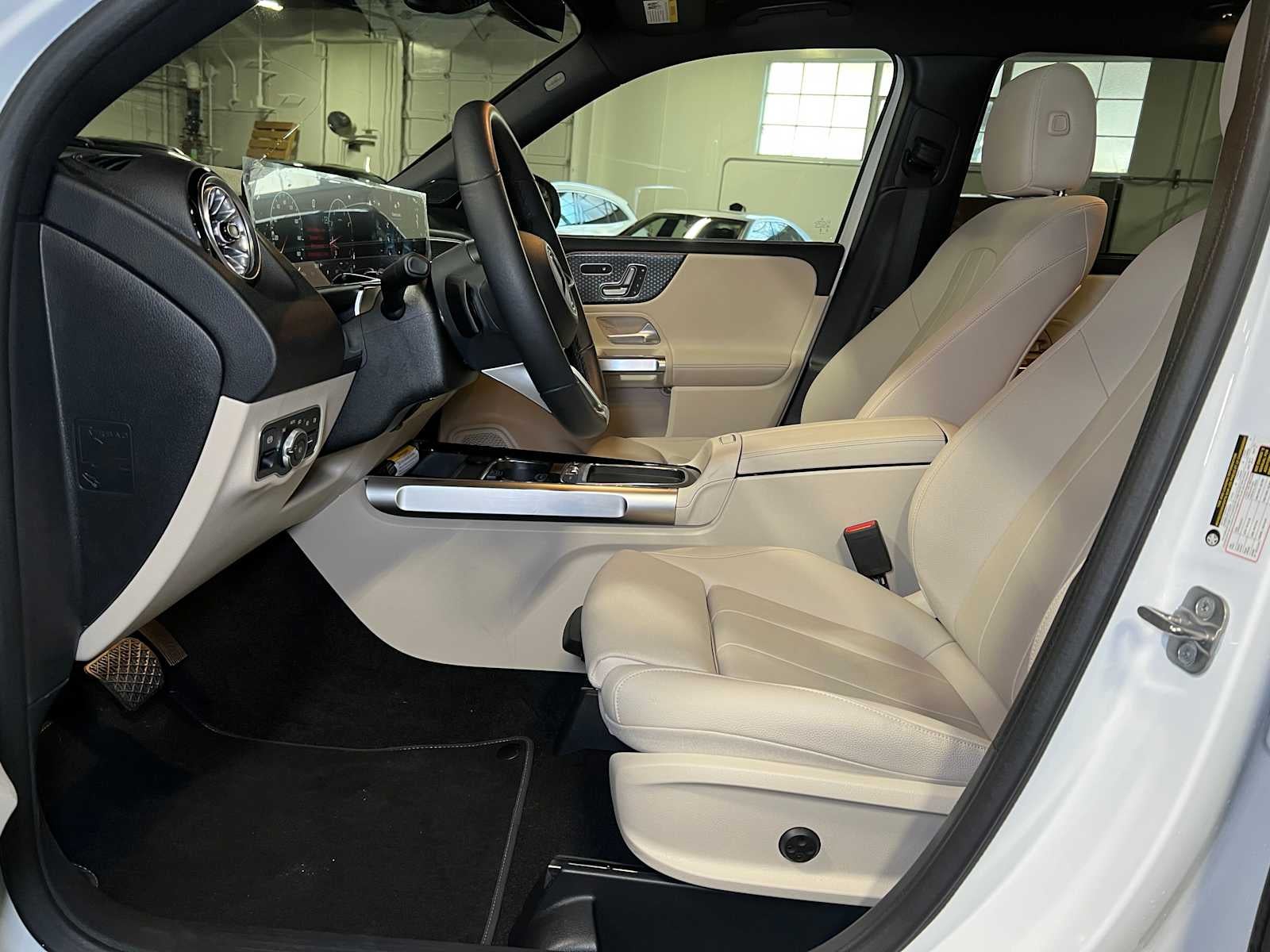 2025 Mercedes-Benz GLB GLB 250