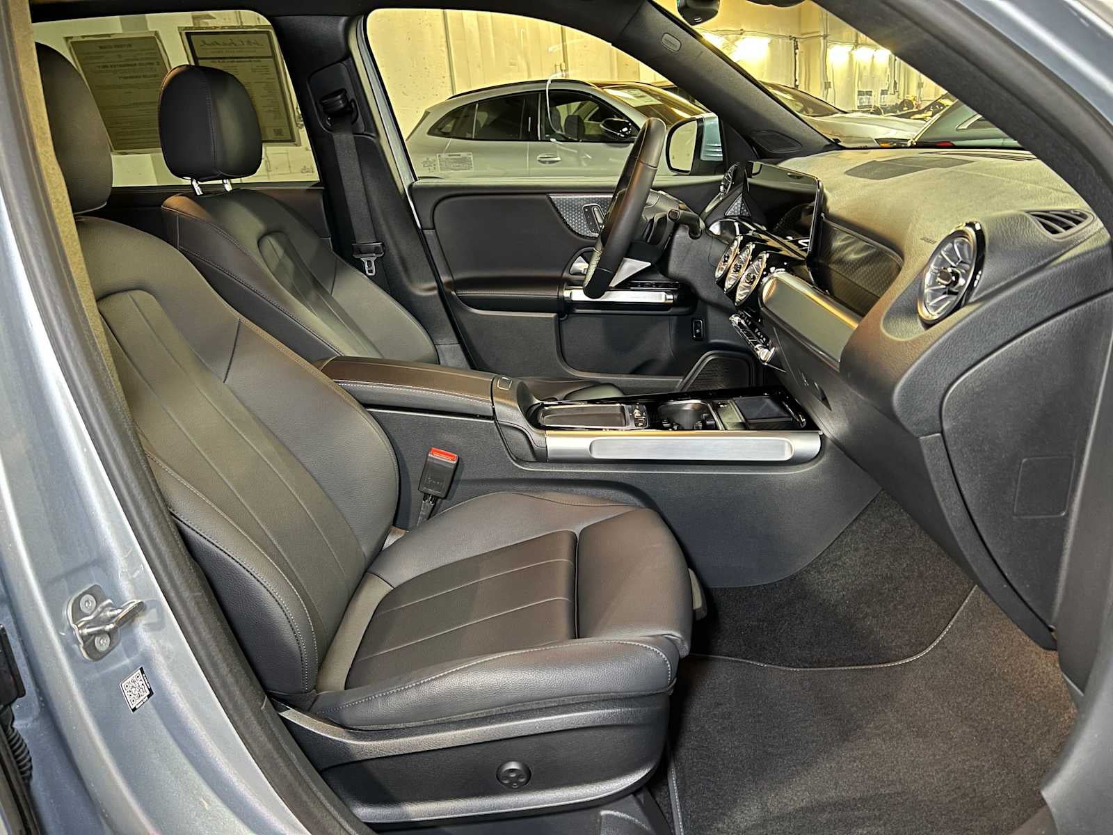 2025 Mercedes-Benz GLB GLB 250