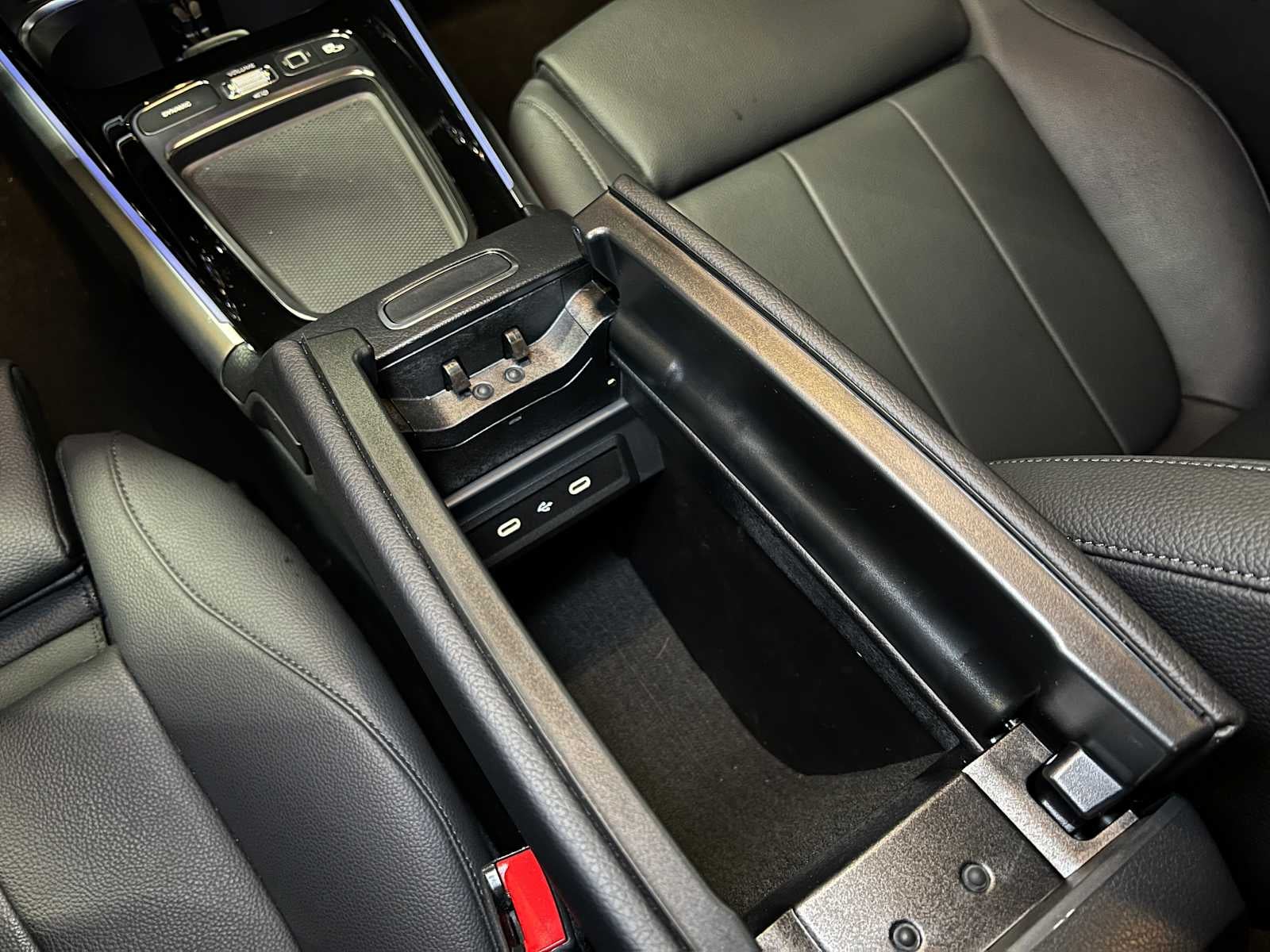 2025 Mercedes-Benz GLB GLB 250