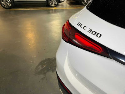 2025 Mercedes-Benz GLC GLC 300
