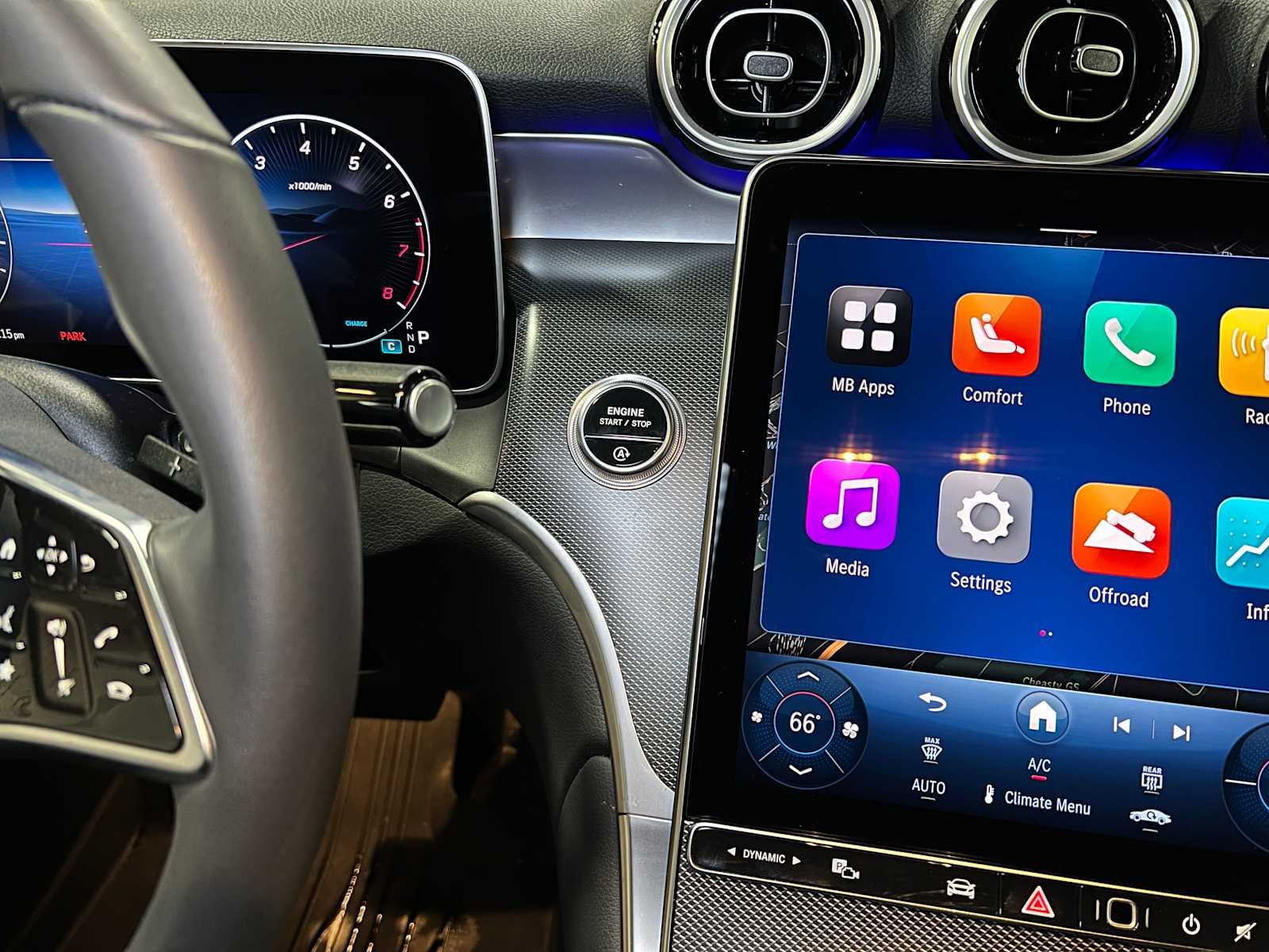 2025 Mercedes-Benz GLC GLC 300