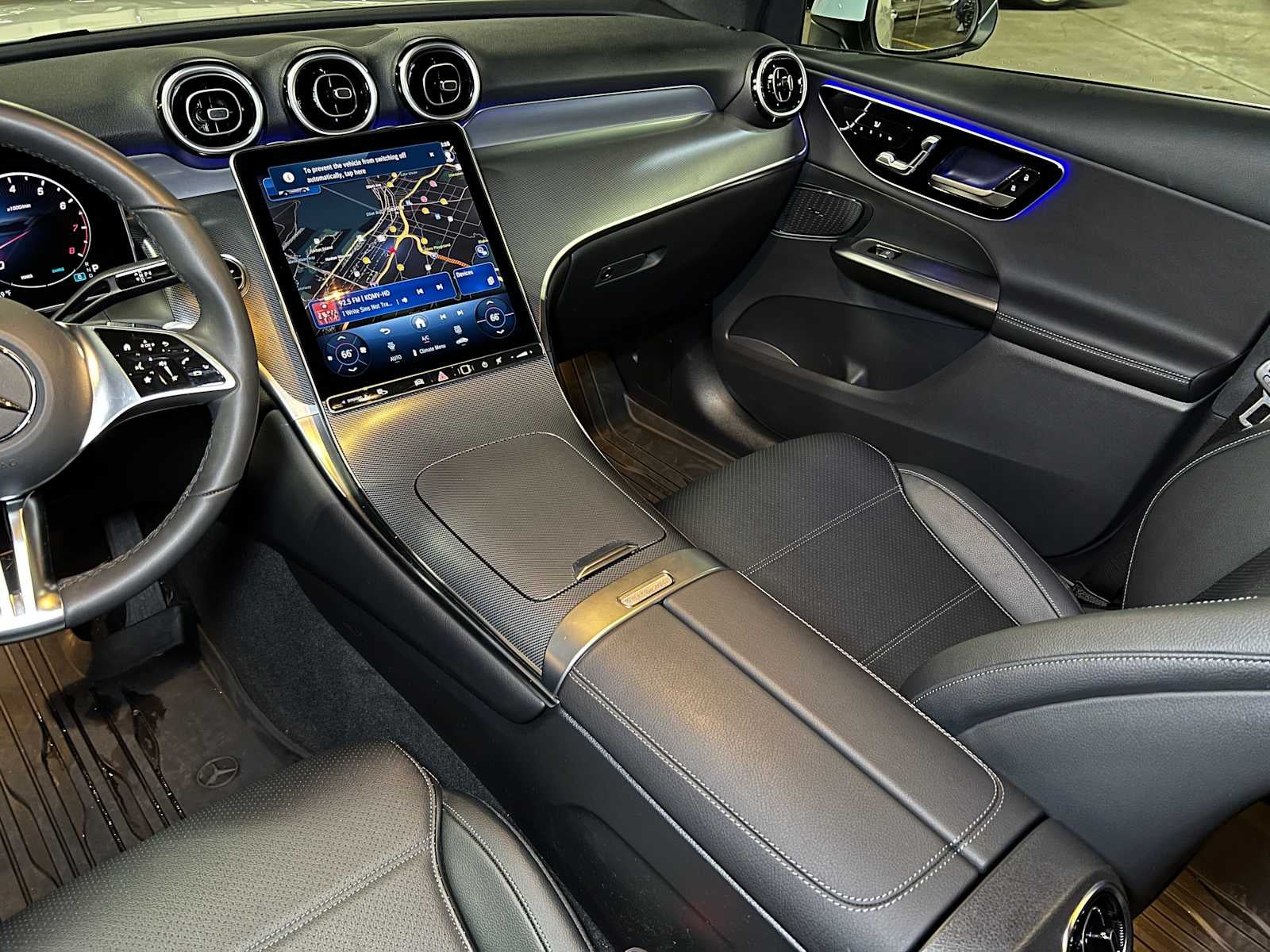 2025 Mercedes-Benz GLC GLC 300