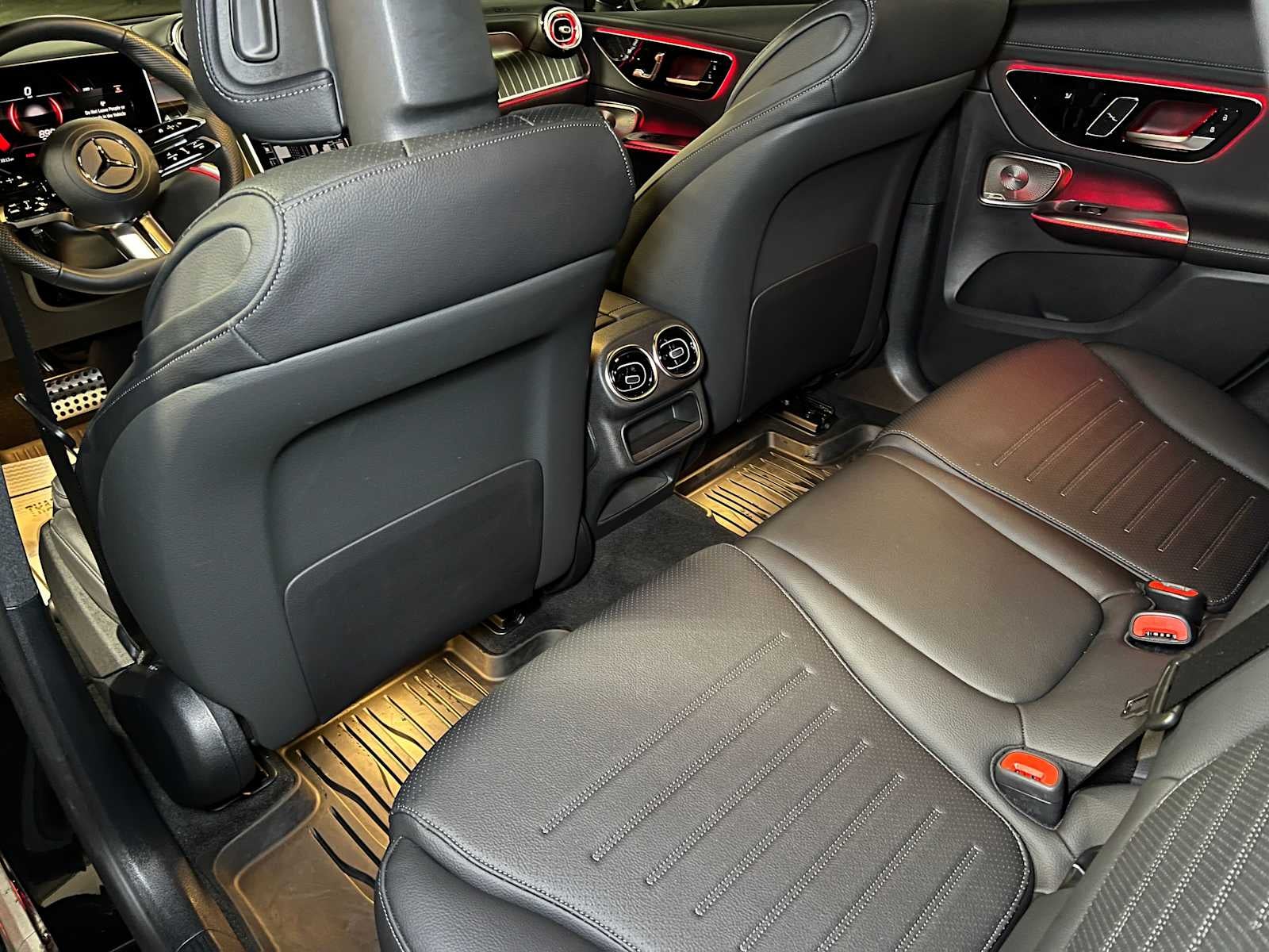 2025 Mercedes-Benz GLC GLC 300