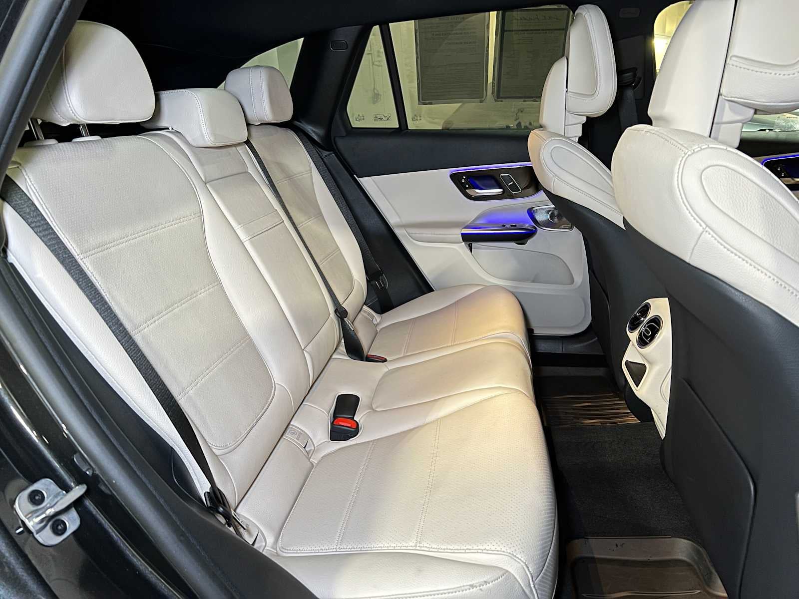 2025 Mercedes-Benz GLC GLC 300