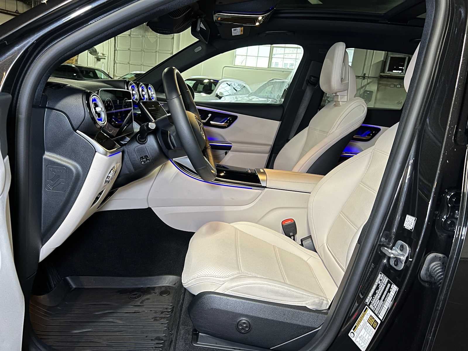 2025 Mercedes-Benz GLC GLC 300