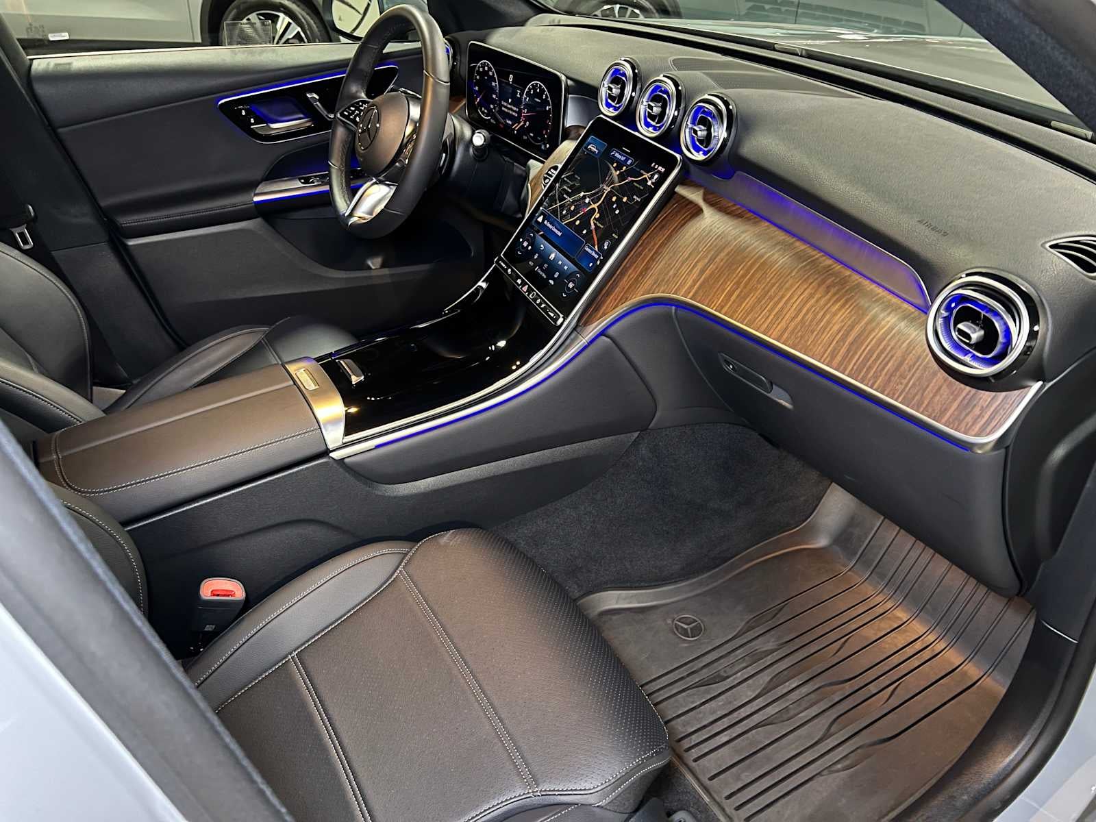 2025 Mercedes-Benz GLC GLC 300