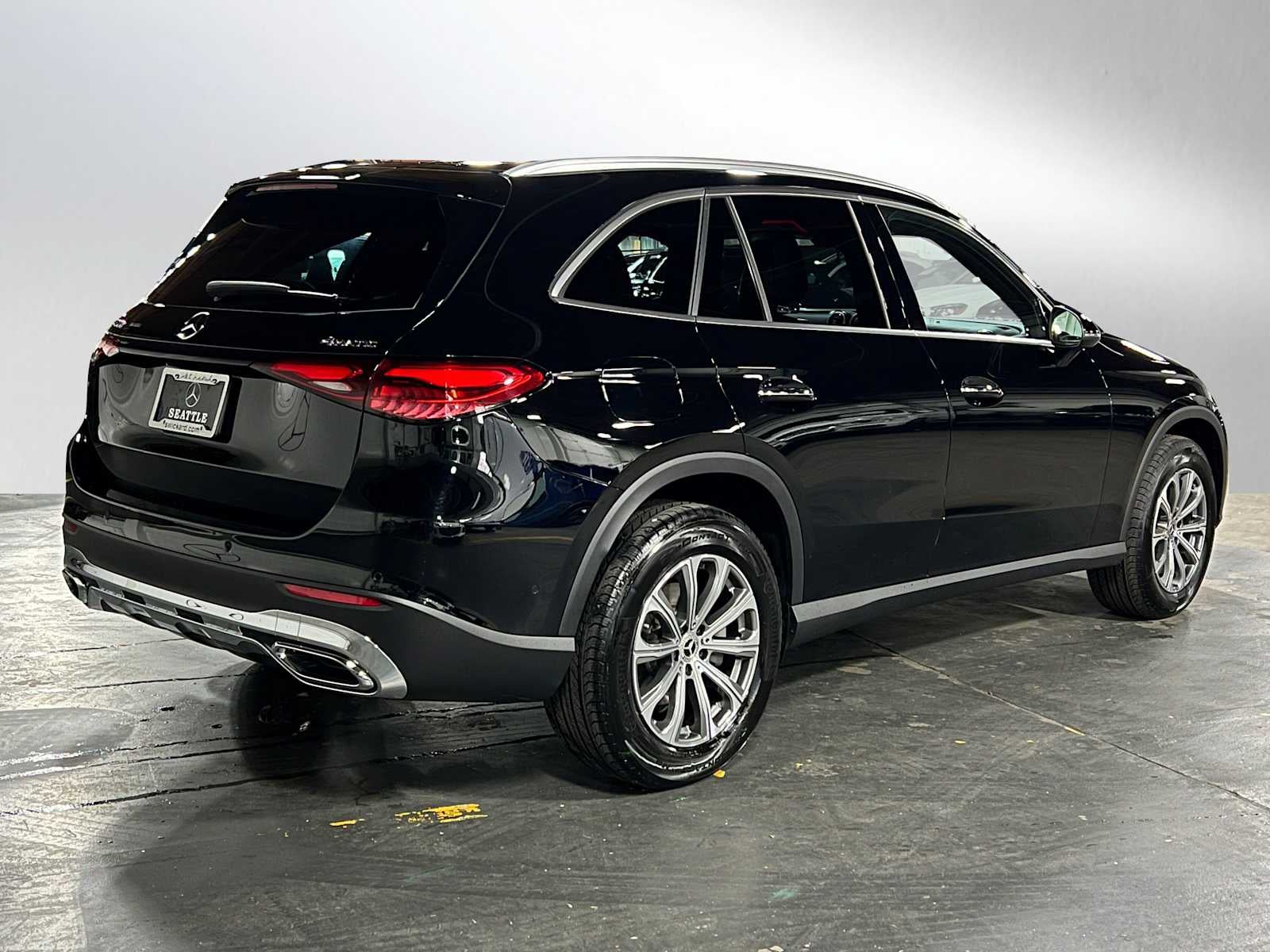 2025 Mercedes-Benz GLC GLC 300