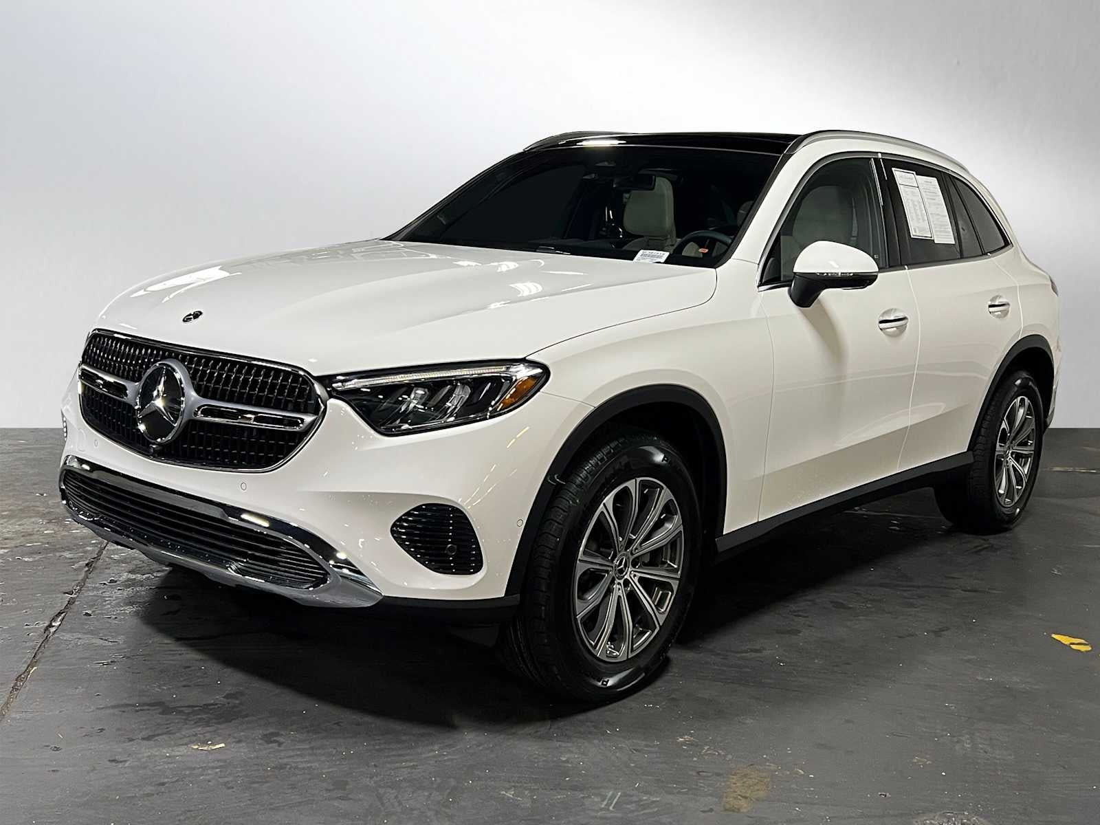 2025 Mercedes-Benz GLC GLC 300