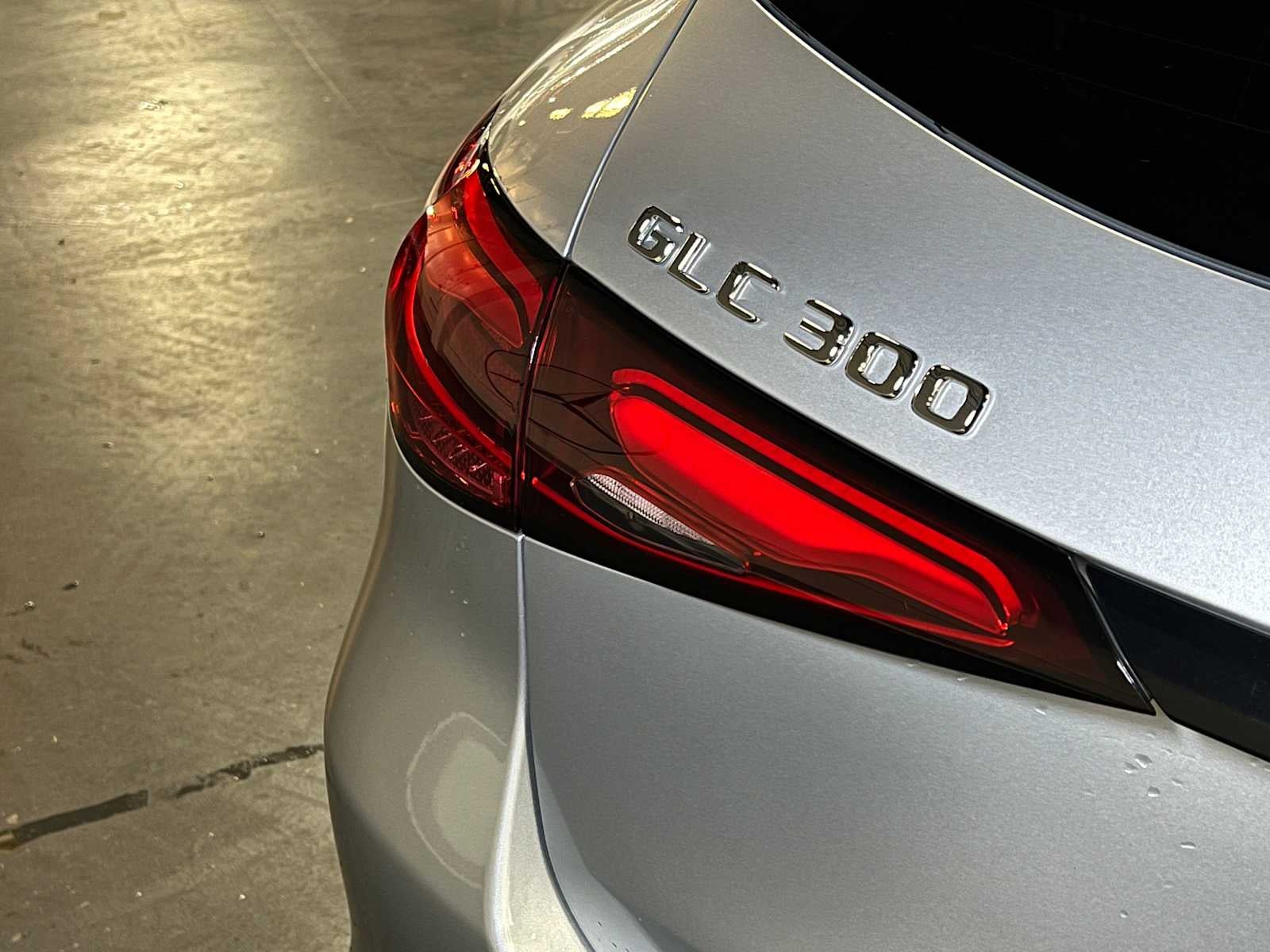 2025 Mercedes-Benz GLC GLC 300