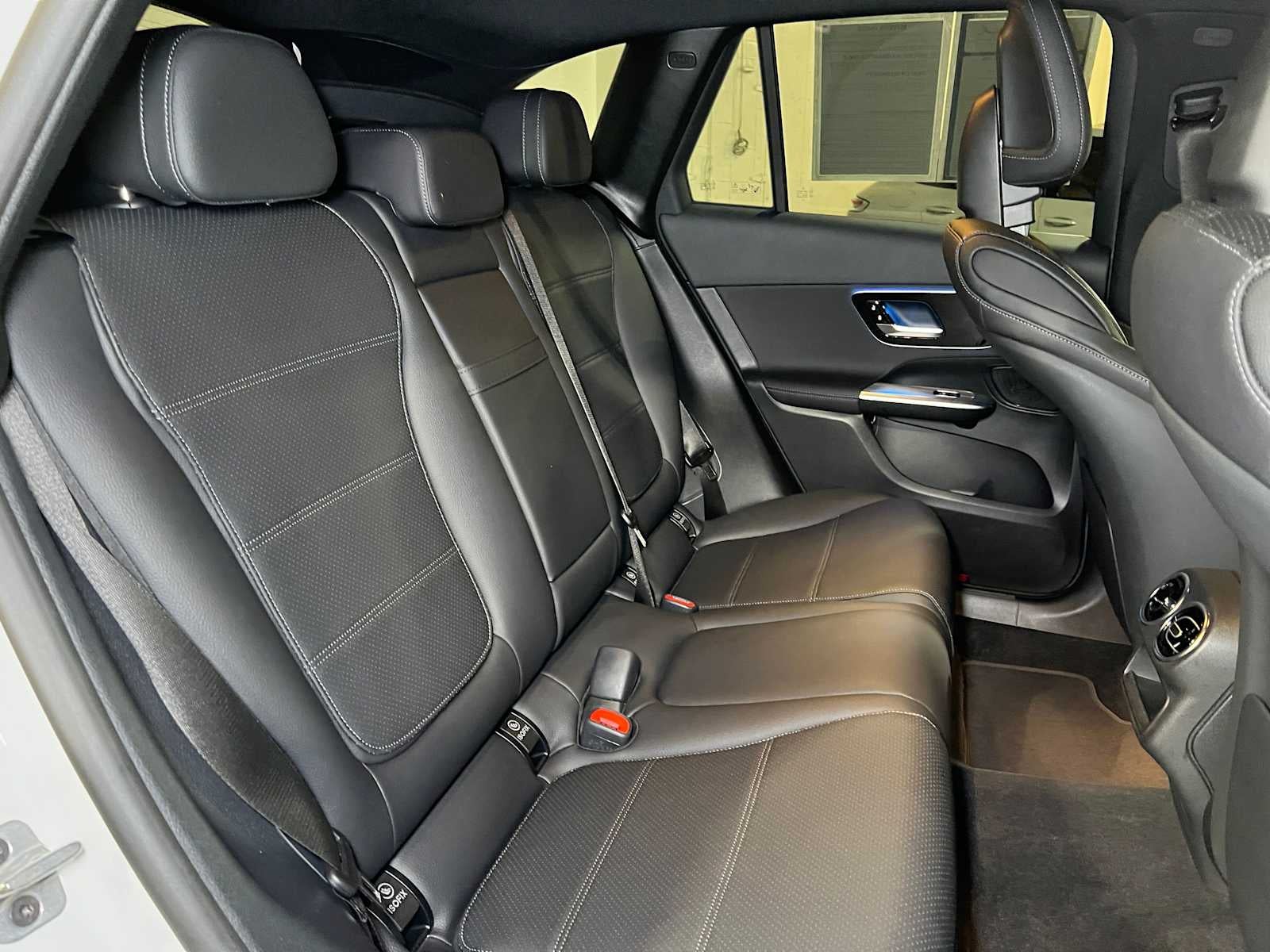 2025 Mercedes-Benz GLC GLC 300