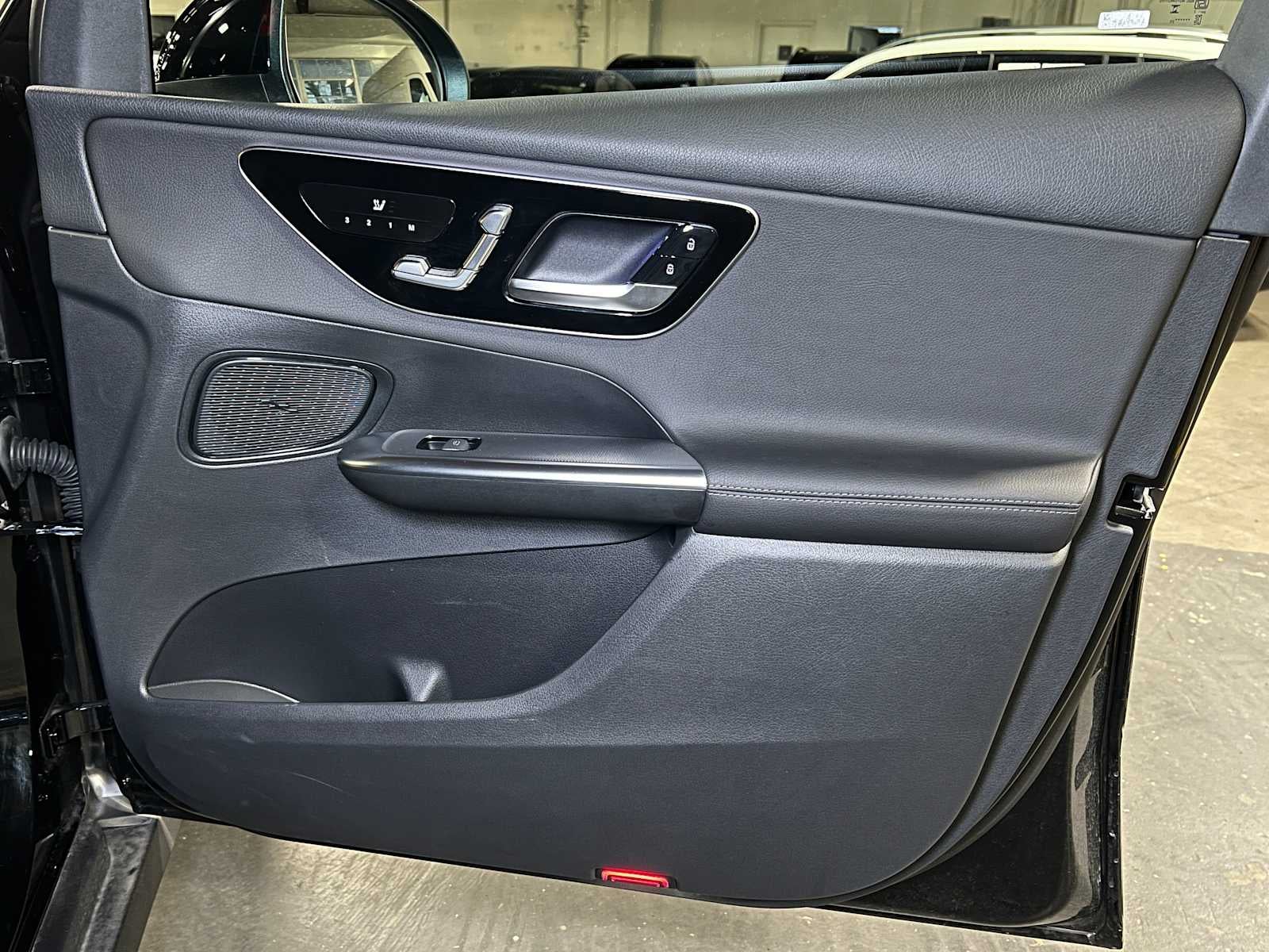 2025 Mercedes-Benz GLC GLC 300