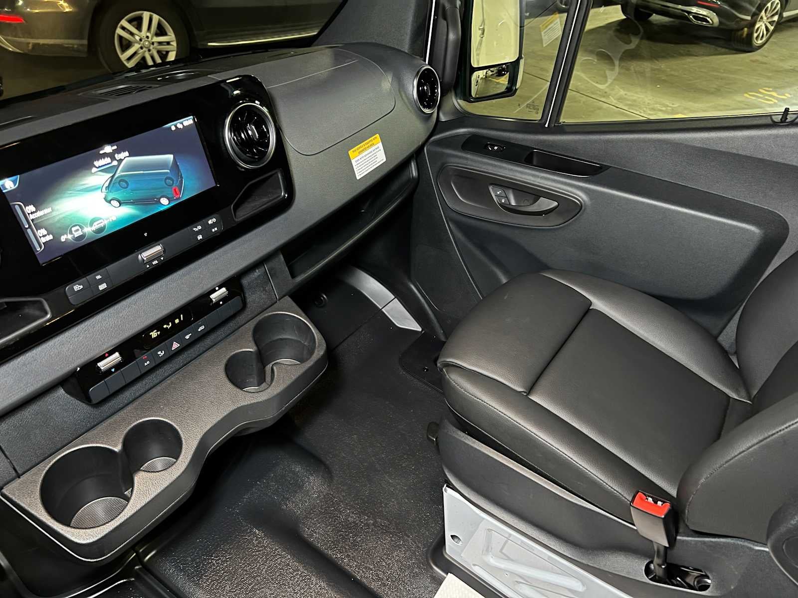 2025 Mercedes-Benz Sprinter 2500 Standard Roof I4 Diesel 144" RWD