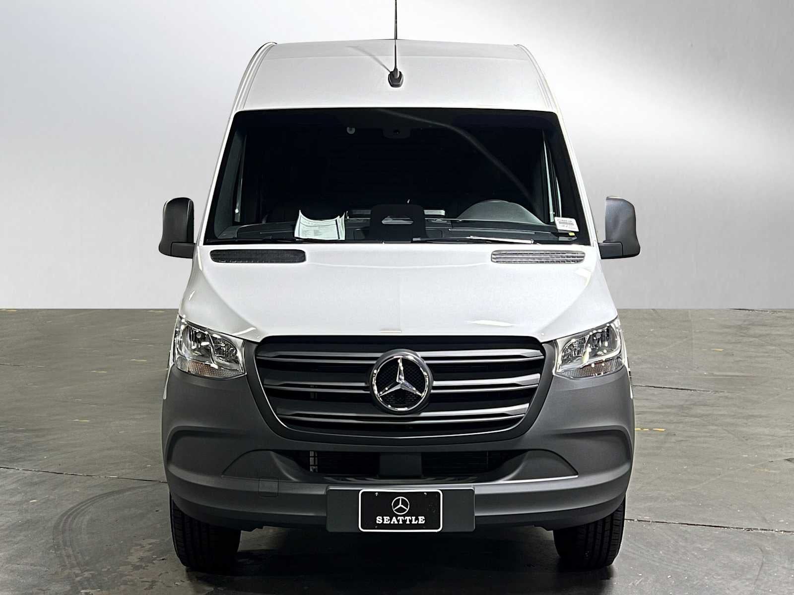 2025 Mercedes-Benz Sprinter 2500 Standard Roof I4 Diesel 144" RWD