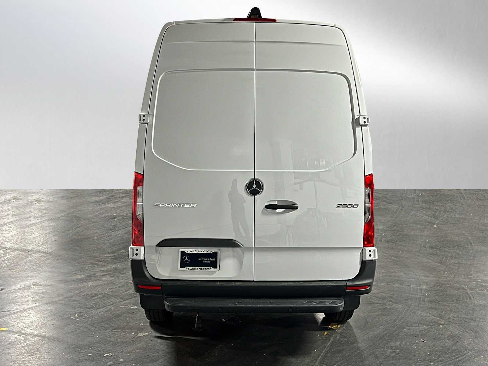 2025 Mercedes-Benz Sprinter 2500 Standard Roof I4 Diesel 144" RWD
