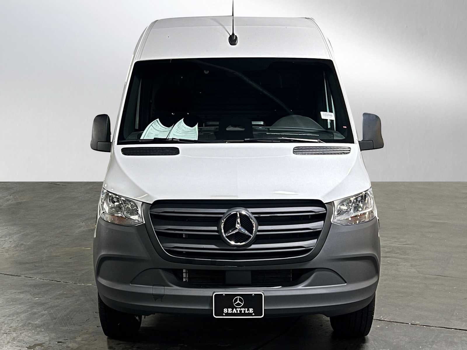 2025 Mercedes-Benz Sprinter 2500 Standard Roof I4 Diesel 144" RWD
