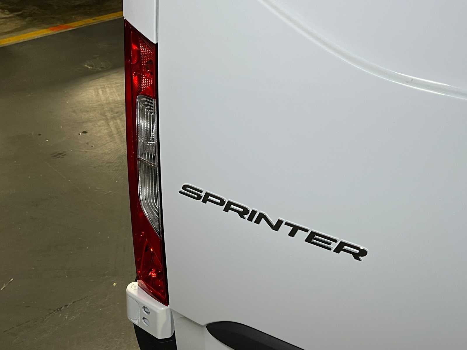 2025 Mercedes-Benz Sprinter 2500 Standard Roof I4 Diesel 144" RWD