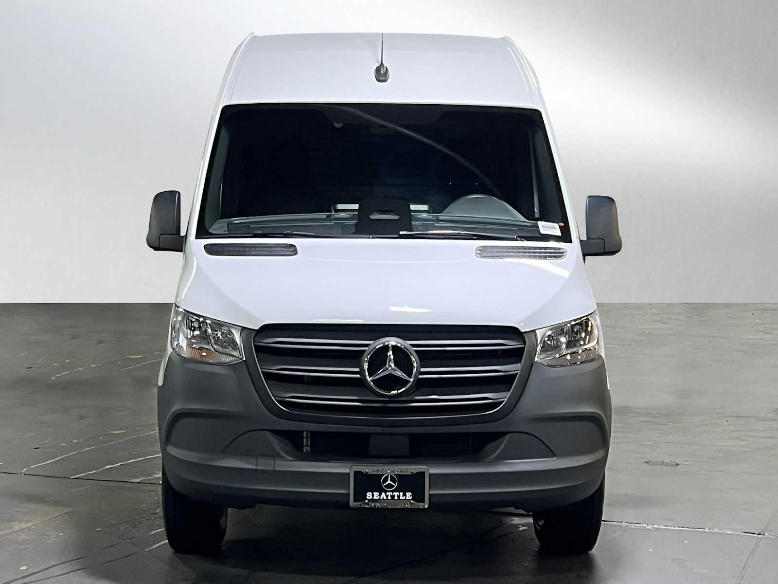 2025 Mercedes-Benz Sprinter 2500 Standard Roof I4 Diesel 144" RWD