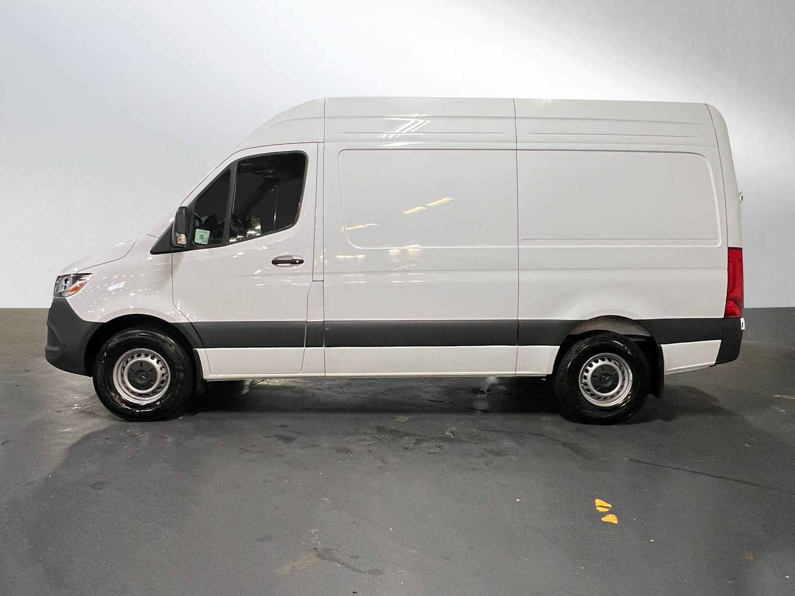 2025 Mercedes-Benz Sprinter 2500 Standard Roof I4 Diesel 144" RWD