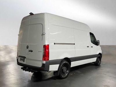 2025 Mercedes-Benz Sprinter 2500 Standard Roof I4 Diesel HO 144" RWD
