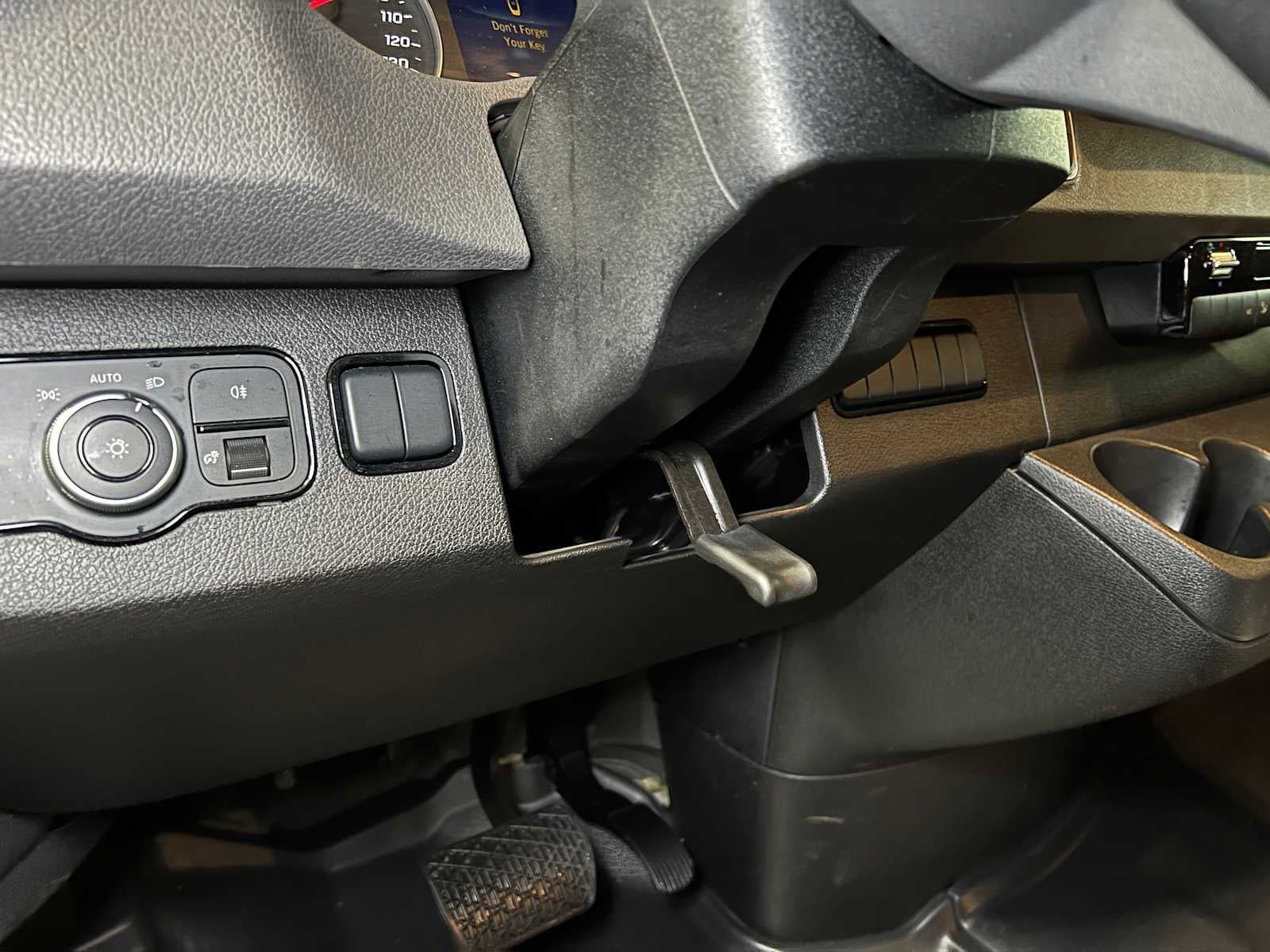 2025 Mercedes-Benz Sprinter 2500 Standard Roof I4 Diesel HO 144" RWD