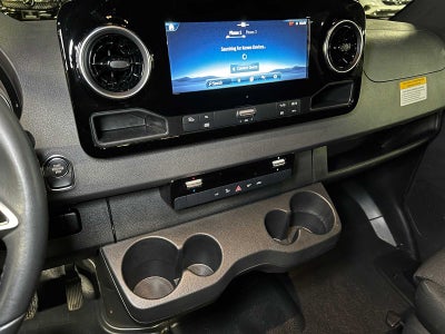 2025 Mercedes-Benz Sprinter 2500 Standard Roof I4 Diesel HO 144" RWD