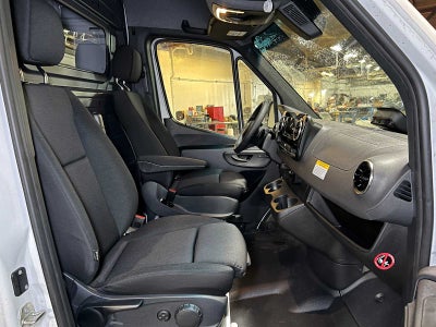 2025 Mercedes-Benz Sprinter 2500 High Roof I4 Diesel HO 170" RWD