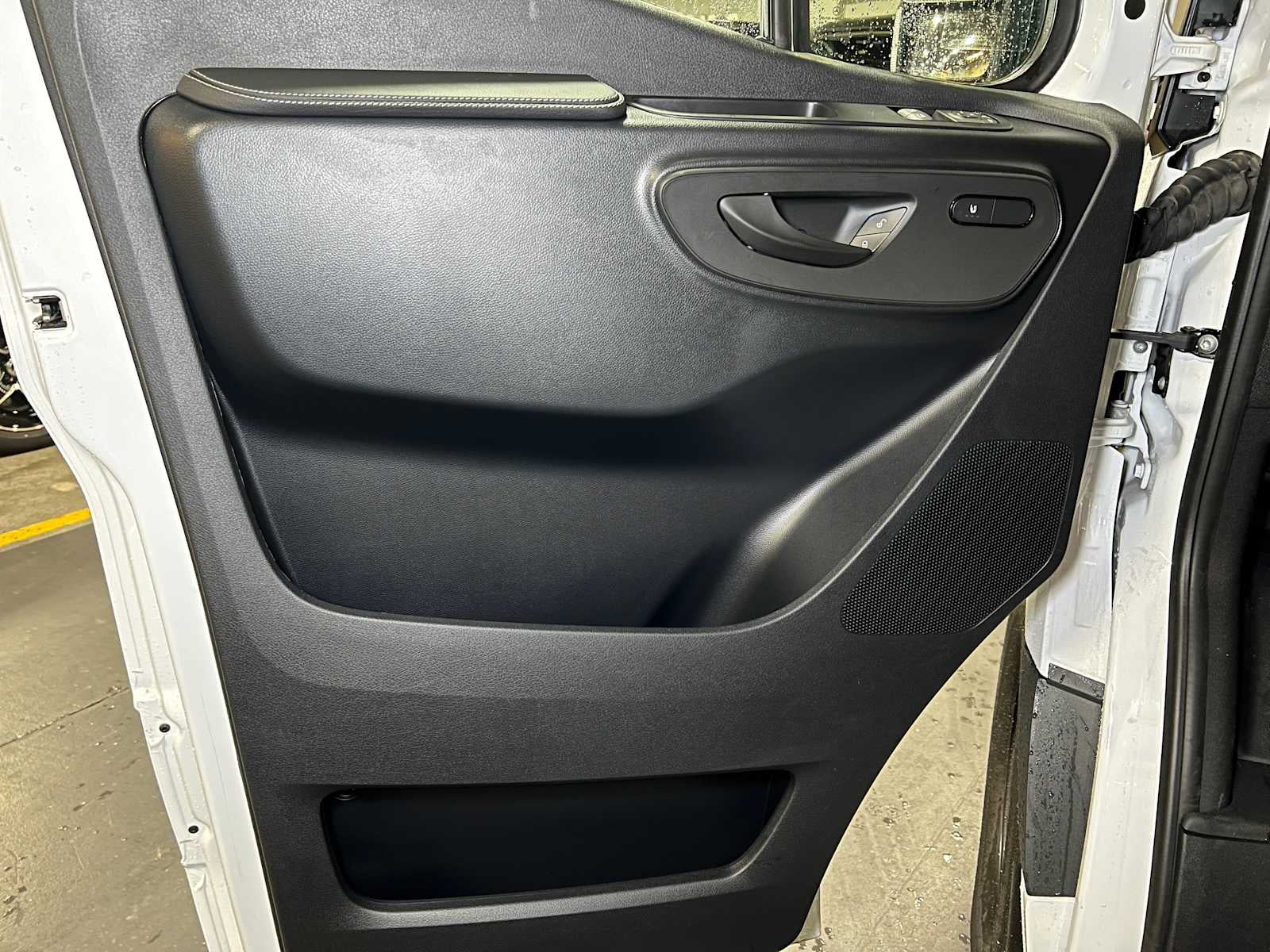 2024 Mercedes-Benz Sprinter 2500 High Roof I4 Diesel HO 170" RWD