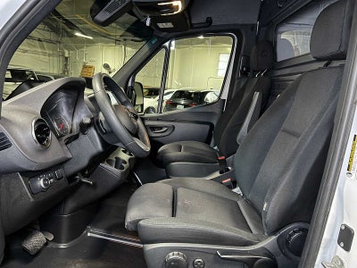 2025 Mercedes-Benz Sprinter 2500 High Roof I4 Diesel HO 170" RWD