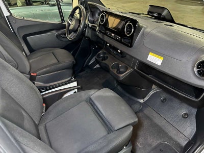 2025 Mercedes-Benz Sprinter 2500 High Roof I4 Diesel HO 170" RWD