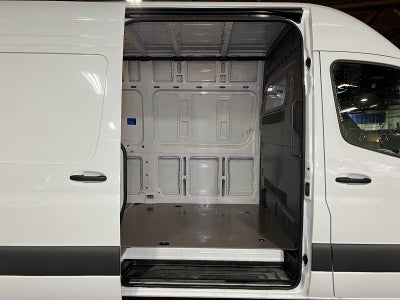 2025 Mercedes-Benz Sprinter 2500 High Roof I4 Diesel HO 170" RWD