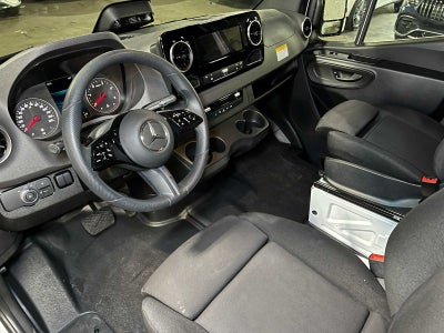 2025 Mercedes-Benz Sprinter 2500 High Roof I4 Diesel HO 170" RWD
