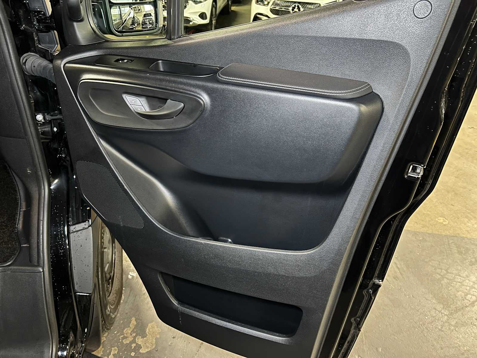 2025 Mercedes-Benz Sprinter 2500 High Roof I4 Diesel HO 170" RWD