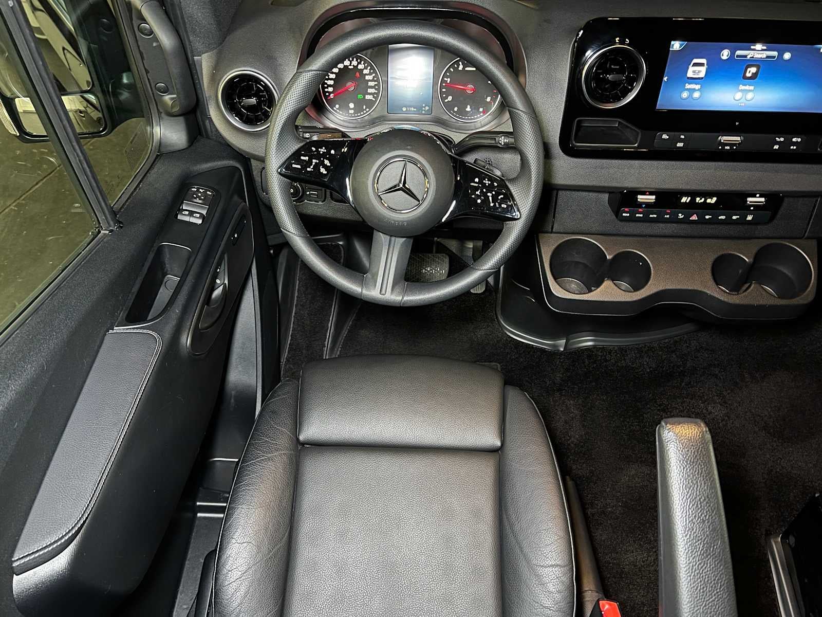 2025 Mercedes-Benz Sprinter 2500 High Roof I4 Diesel HO 170" RWD