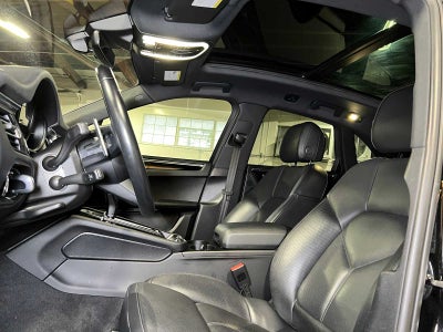 2024 Porsche Macan AWD