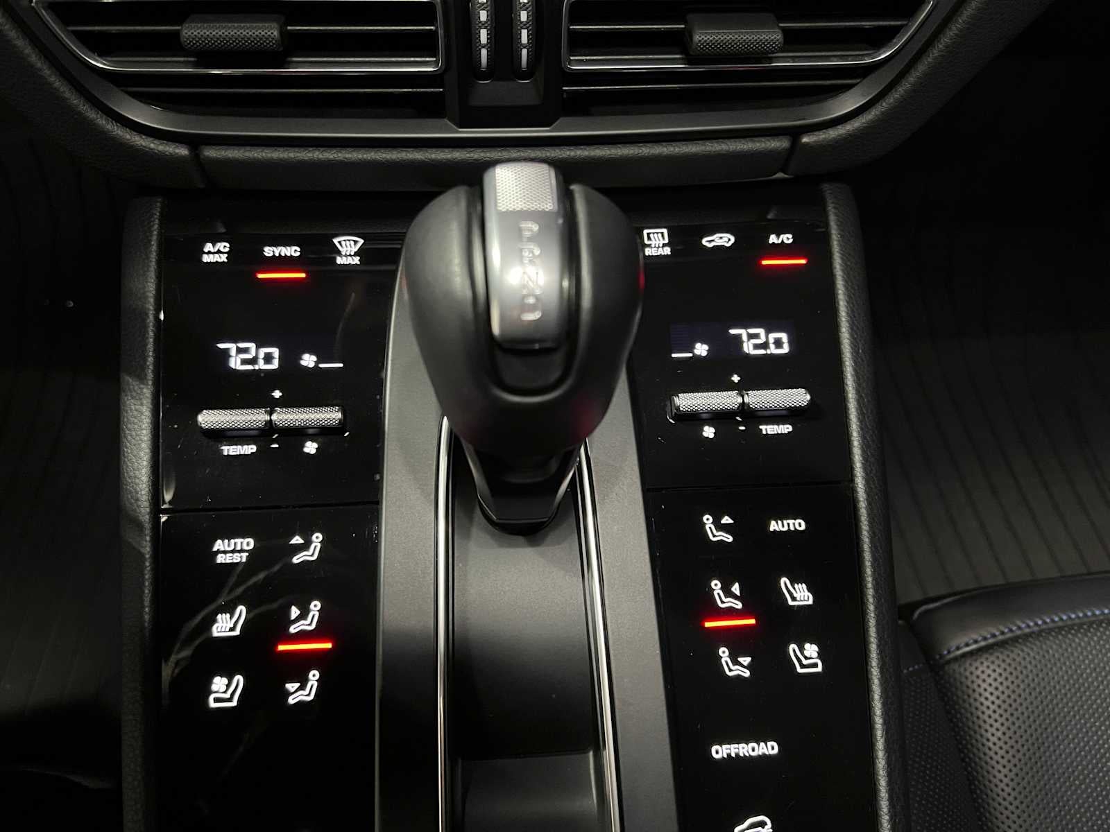 2024 Porsche Macan GTS