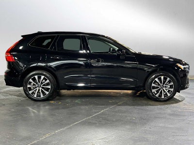 2025 Volvo XC60 Plus
