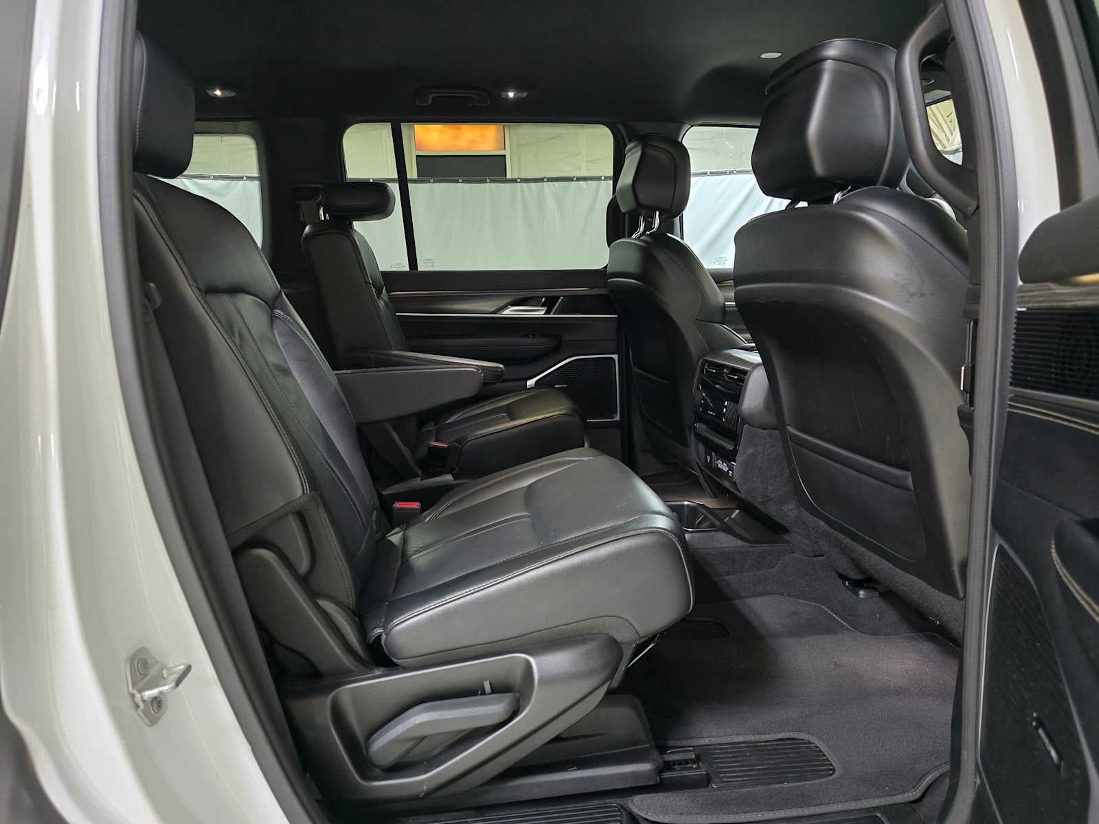 2024 Jeep Wagoneer Series III