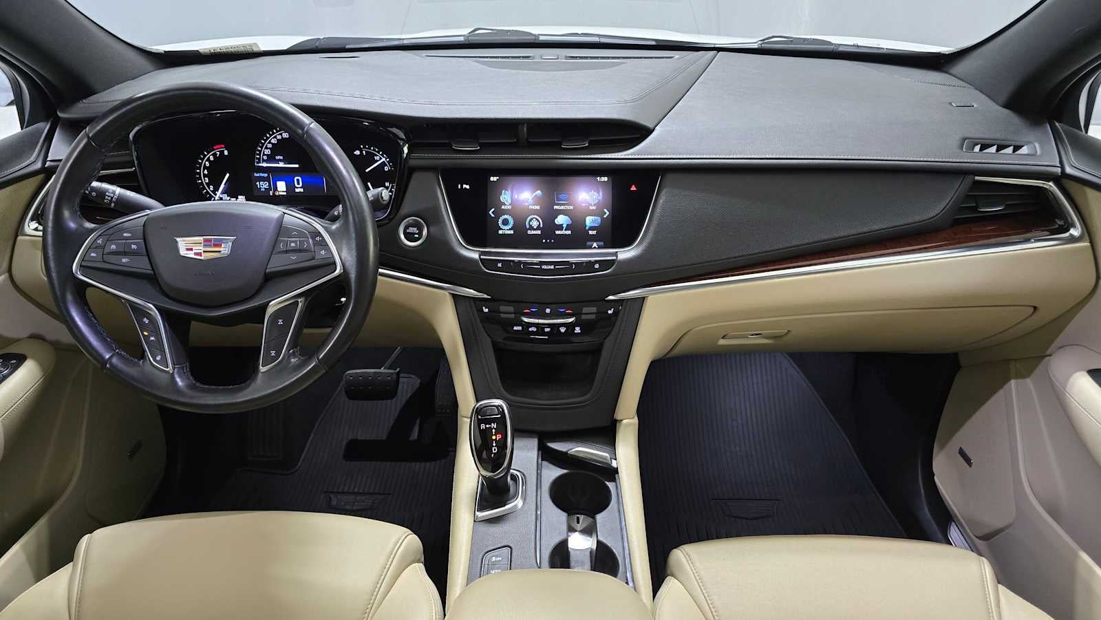 2018 Cadillac XT5 Luxury AWD