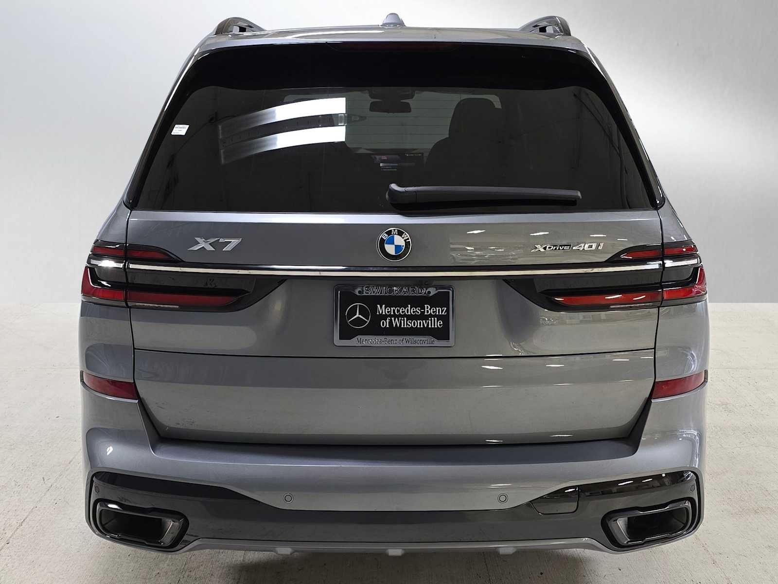 2023 BMW X7 xDrive40i