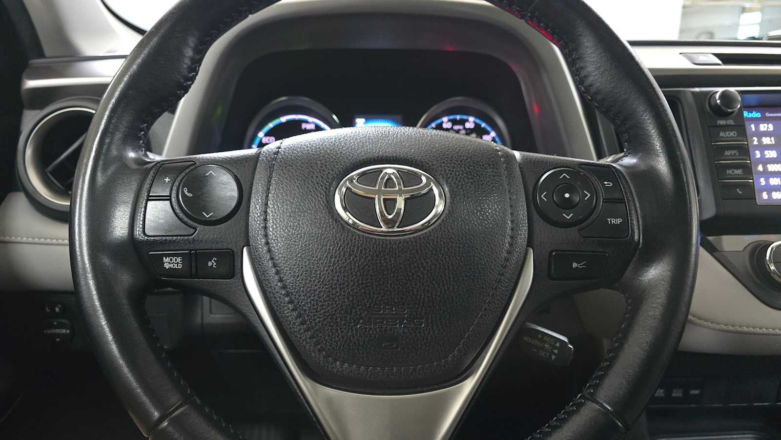 2017 Toyota RAV4 Hybrid XLE